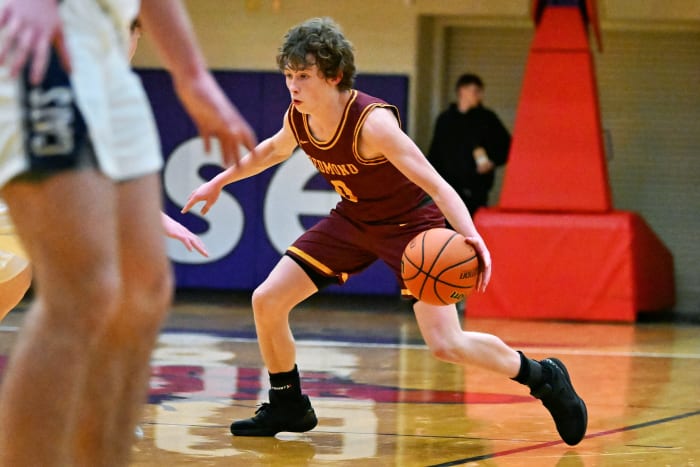 a Wilsonville Redmond 5A Oregon boys basketball quarterfinal 2024 Leon Neuschwander 39